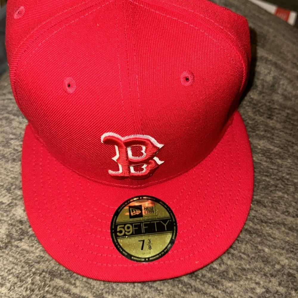 New Men's Boston Red Sox New Era Red Lava Highlighter Logo 59FIFTY Fitted Hat